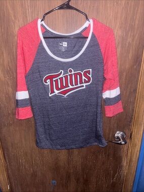 New Era Twins Raglan Long Sleeve Tee - Red, Gray, White